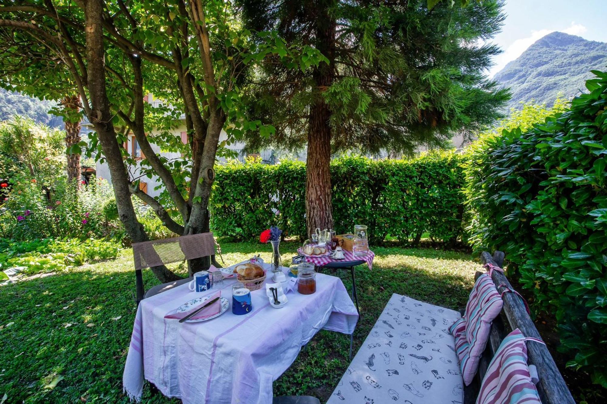 Il Pellegrino Bed and Breakfast Issogne Buitenkant foto